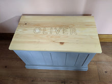 Load image into Gallery viewer, Personalized toy box - FurniturefromtheOaks