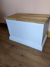 Load image into Gallery viewer, Painted blanket box with oak top - FurniturefromtheOaks
